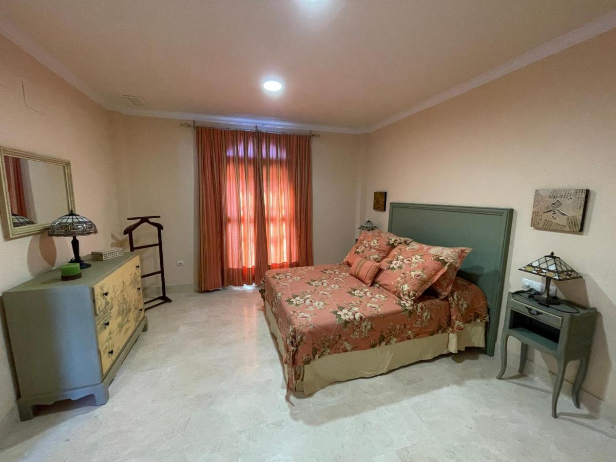Villa En Playa La Barrosa Chiclana de la Frontera